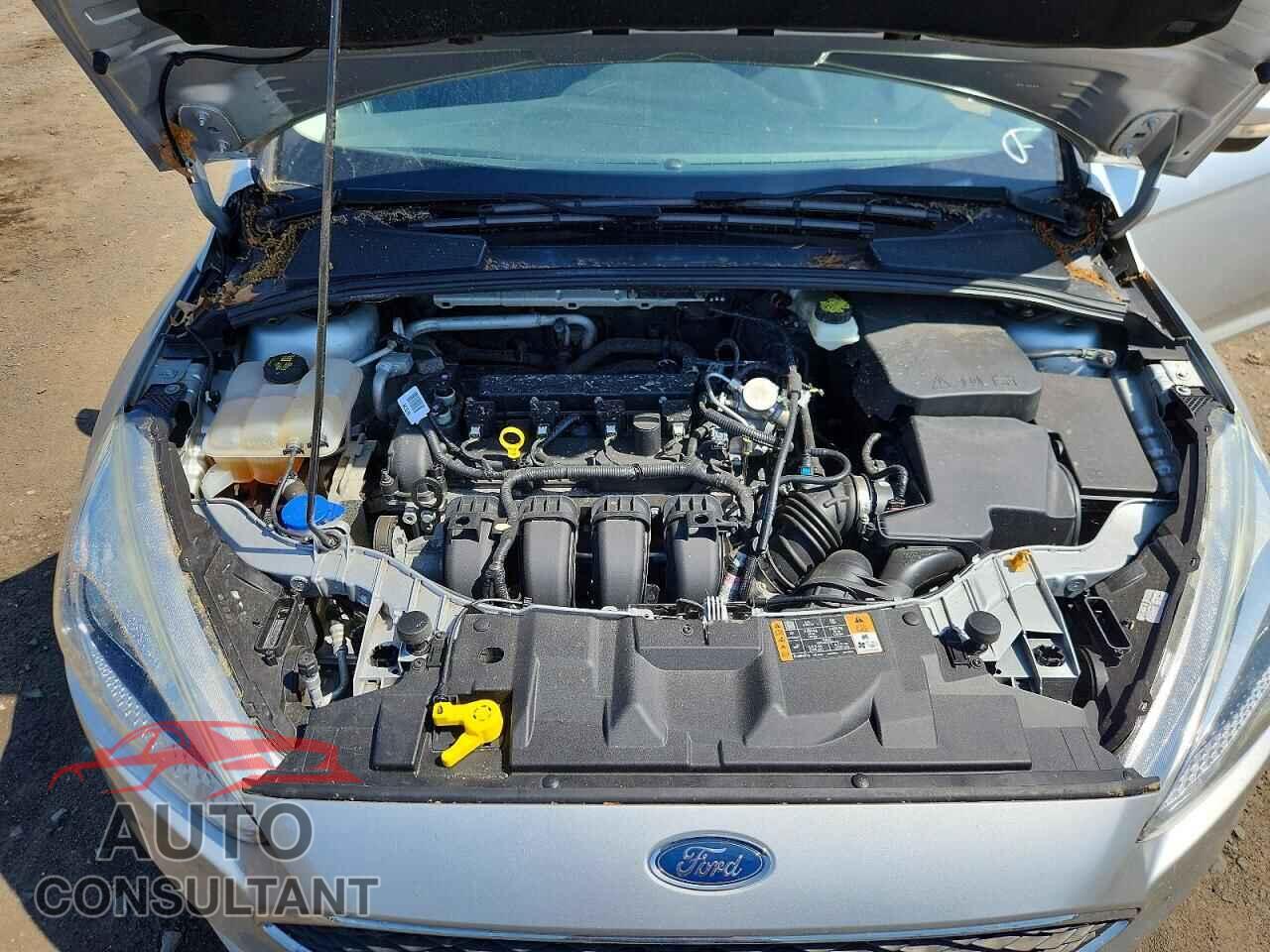 FORD FOCUS 2017 - 1FADP3F22HL200949