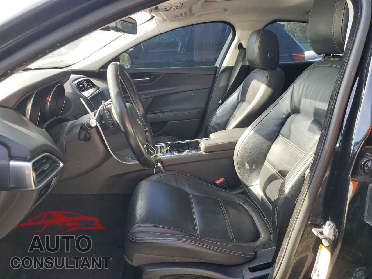 JAGUAR XE 2017 - SAJAE4BG5HA964284
