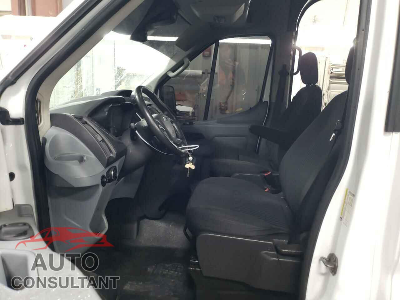 FORD TRANSIT 2017 - 1FTYR2CM0HKA26603