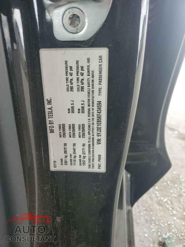 TESLA MODEL 3 2019 - 5YJ3E1EB5KF434594