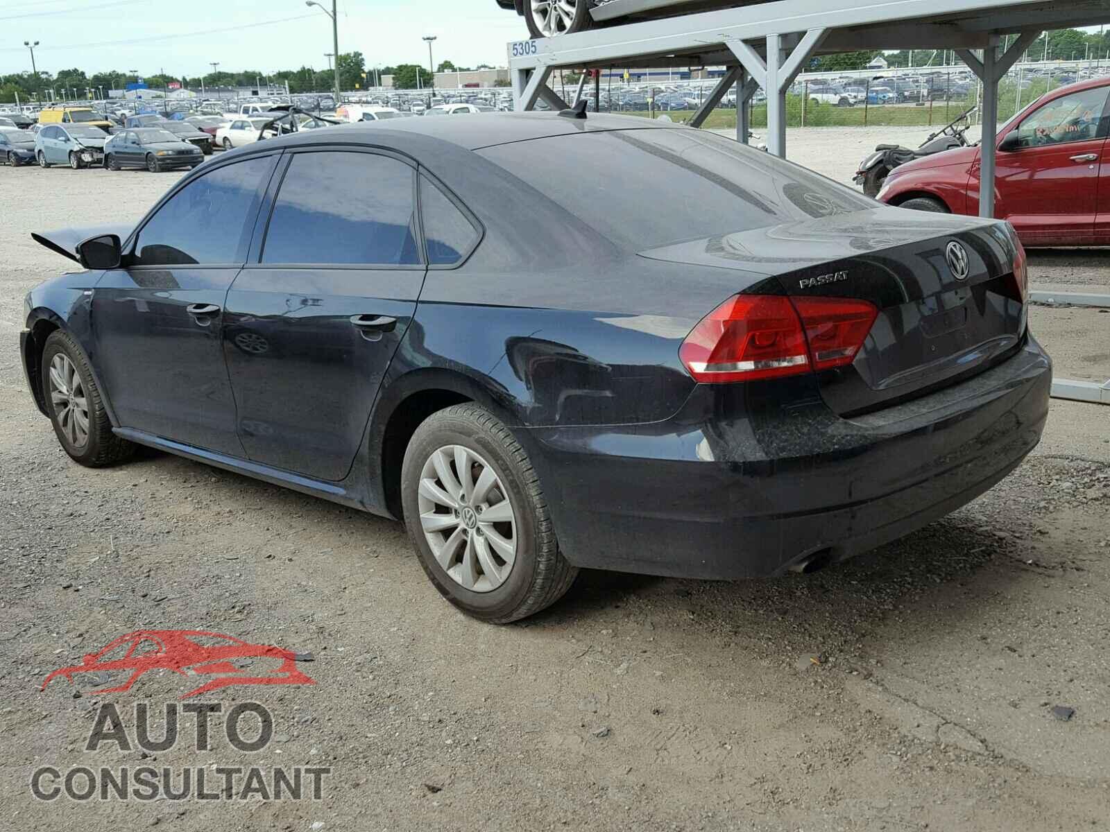 VOLKSWAGEN PASSAT 2015 - 1VWAT7A37FC036687