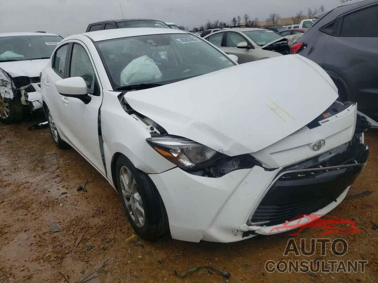TOYOTA YARIS 2018 - 3MYDLBYV1JY324698