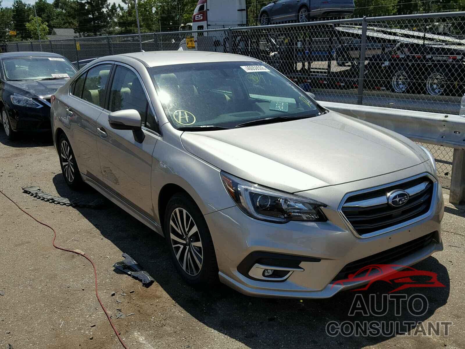SUBARU LEGACY 2018 - 4S3BNAF66J3042135