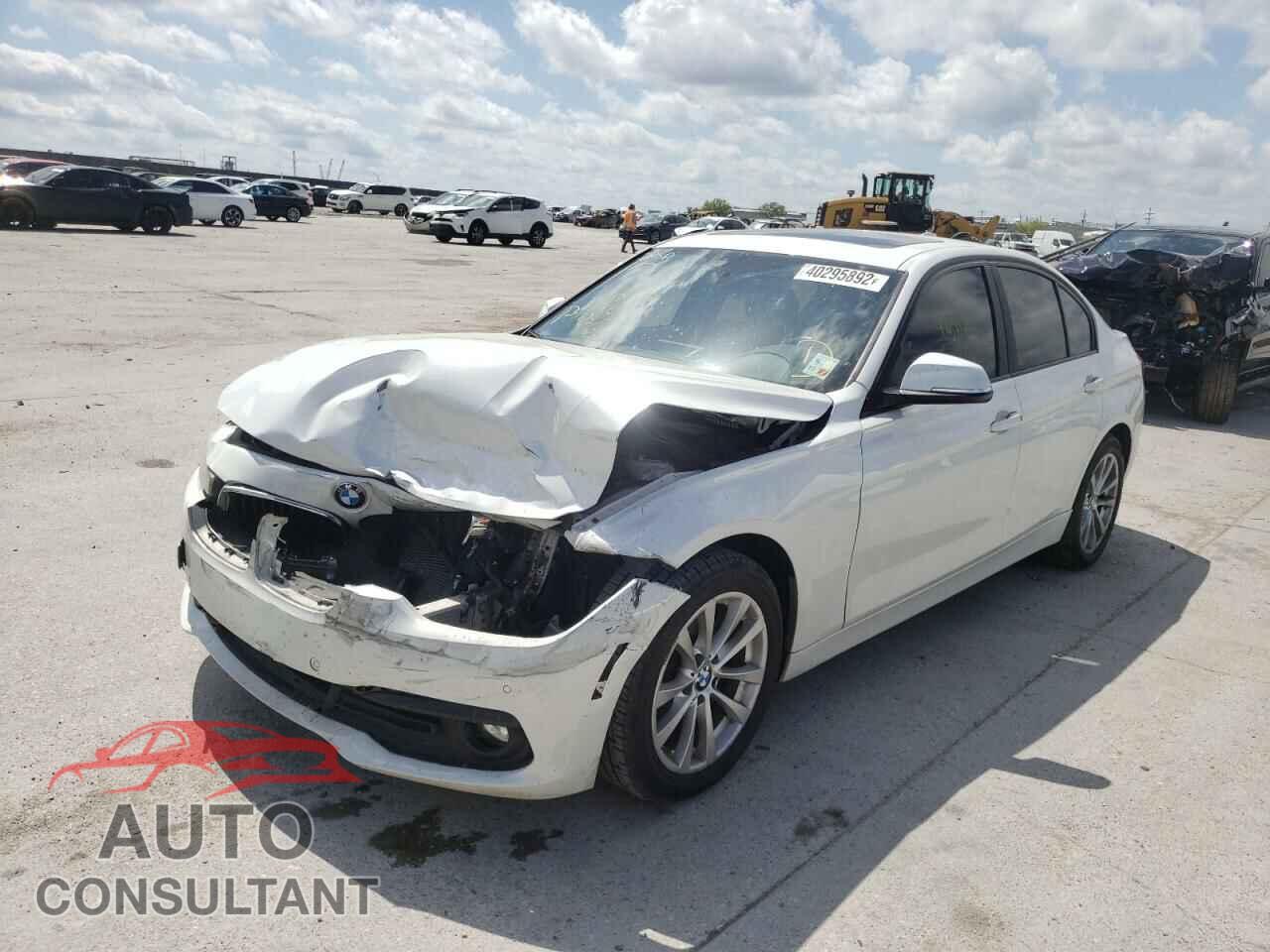 BMW 3 SERIES 2016 - WBA8E1G50GNU11646