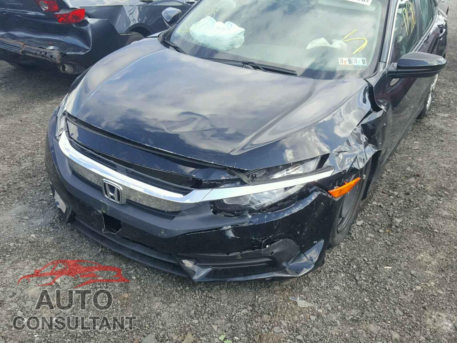 HONDA CIVIC LX 2017 - 19XFC2F55HE200147