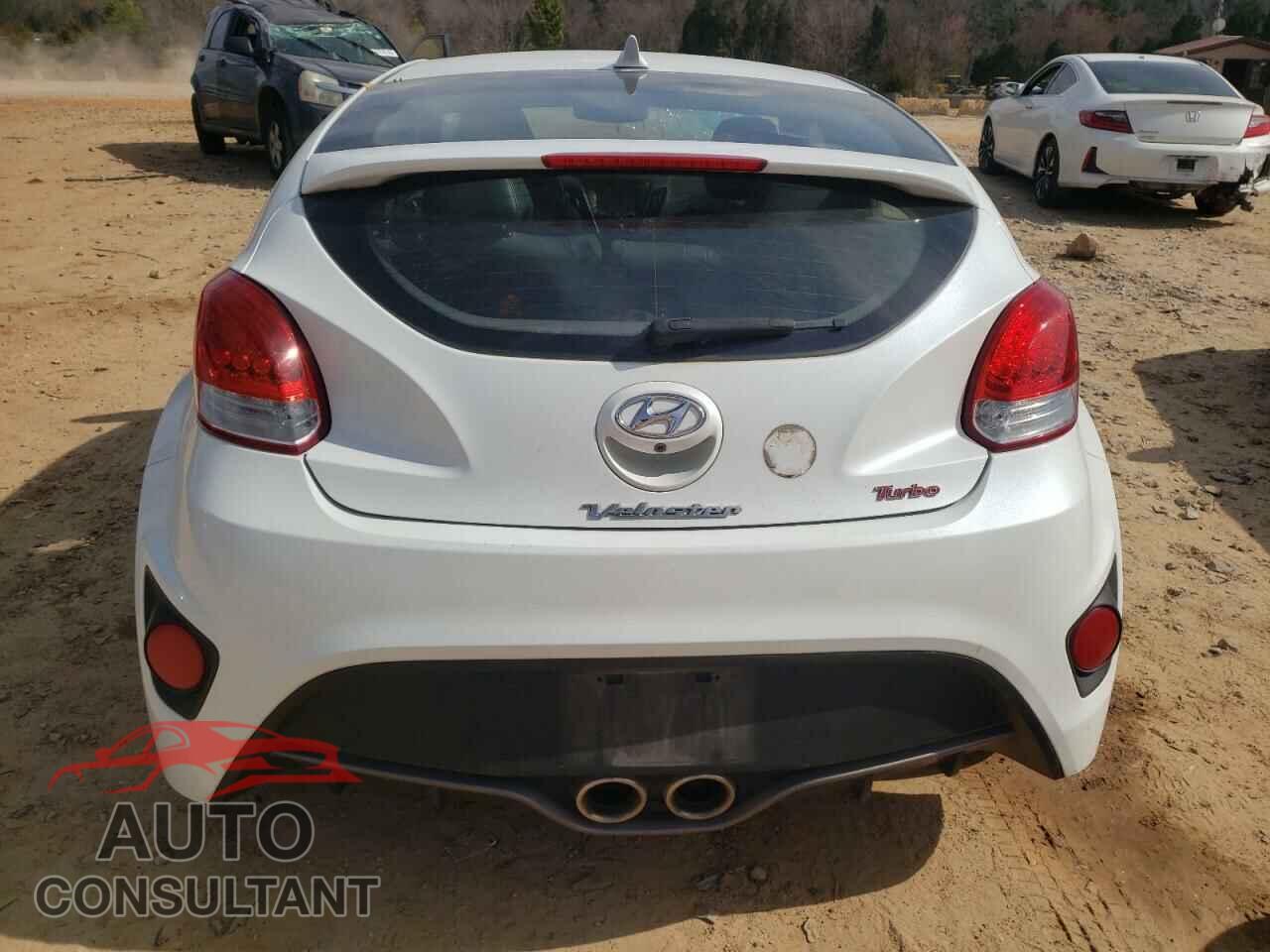 HYUNDAI VELOSTER 2016 - KMHTC6AE8GU278564