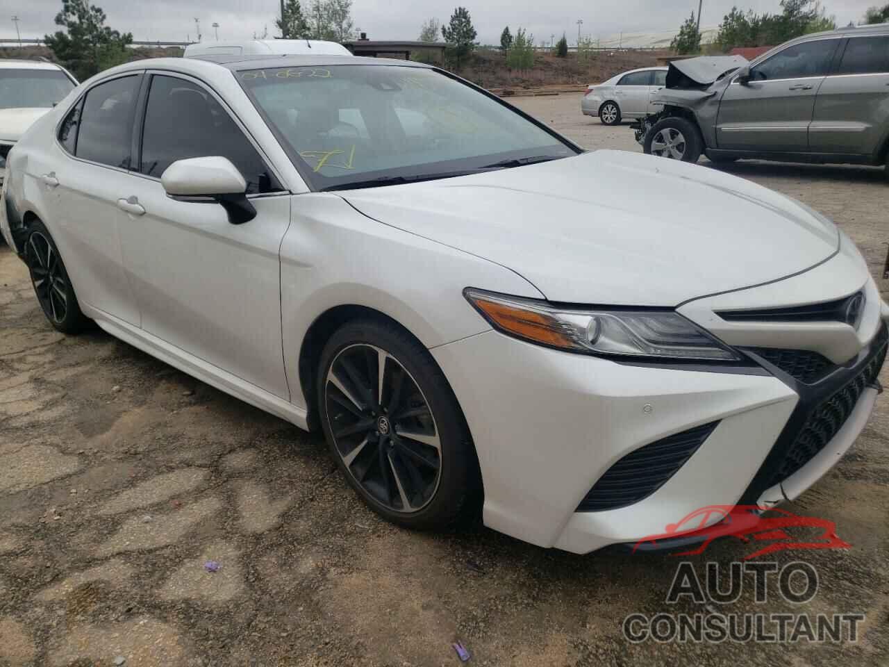 TOYOTA CAMRY 2018 - 4T1BZ1HKXJU011670