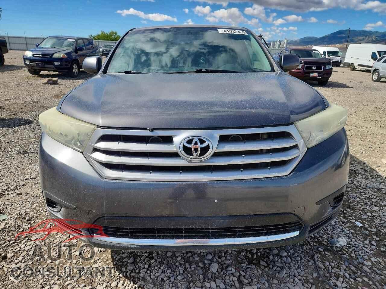 TOYOTA HIGHLANDER 2013 - 5TDZA3EH8DS035697