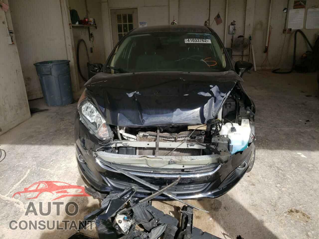FORD FIESTA 2017 - 3FADP4EJ4HM167918