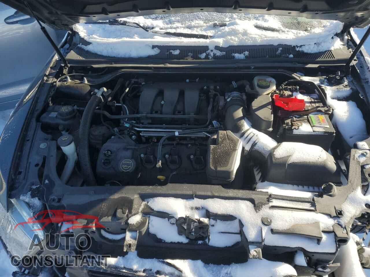 FORD TAURUS 2016 - 1FAHP2E88GG109483