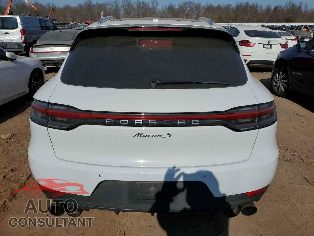 PORSCHE MACAN 2021 - WP1AB2A51MLB32384
