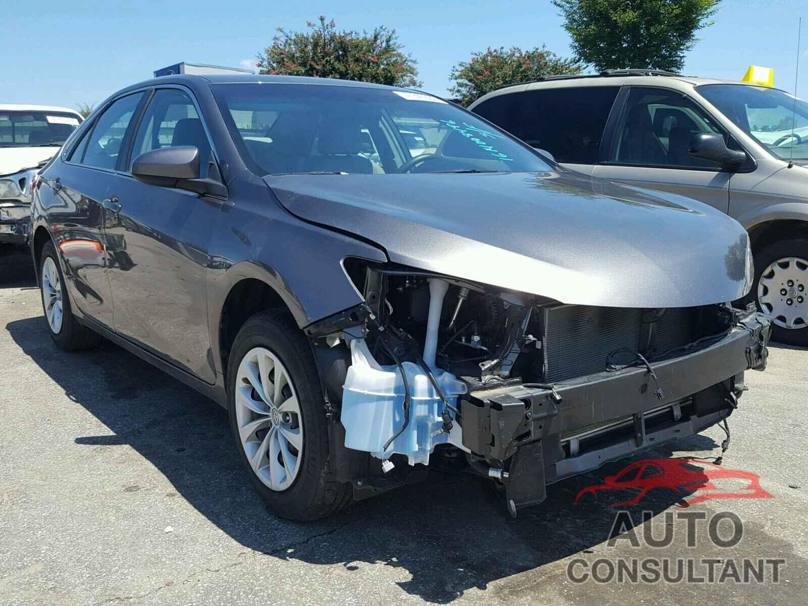 TOYOTA CAMRY 2015 - 4T4BF1FK8FR507074