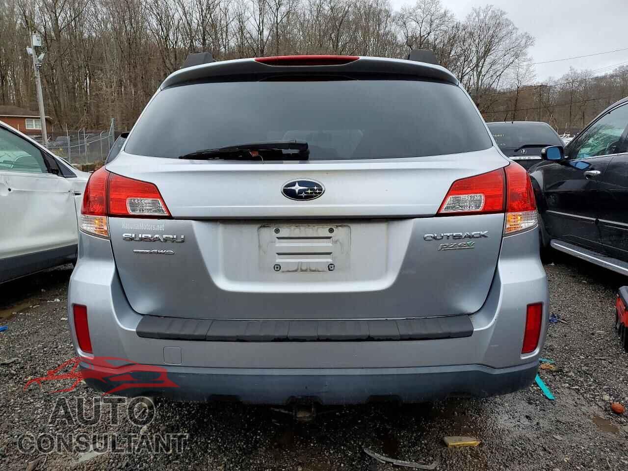 SUBARU OUTBACK 2013 - 4S4BRBCC5D3308555