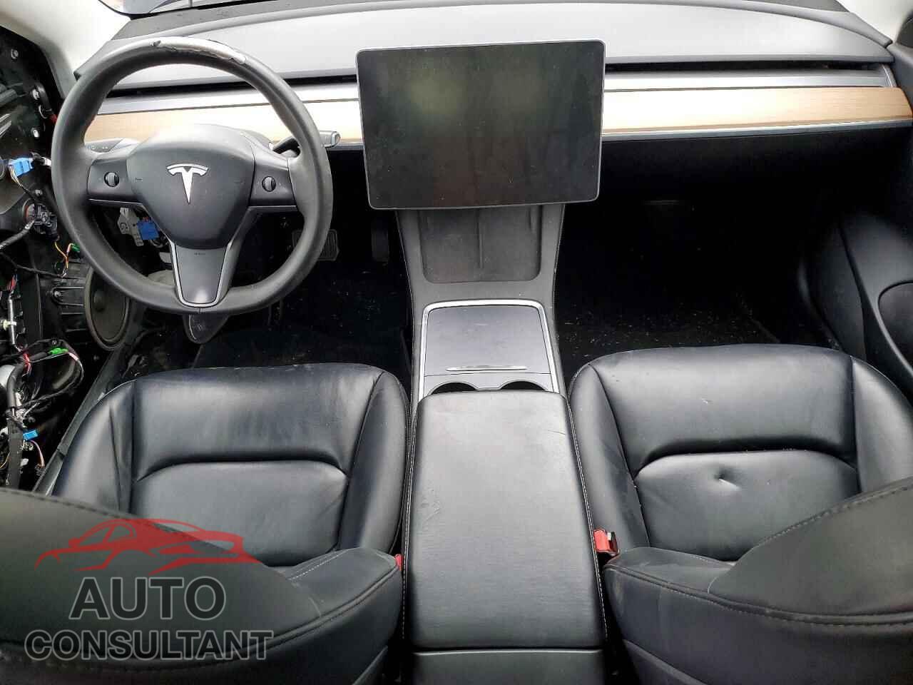 TESLA MODEL 3 2021 - 5YJ3E1EB3MF858732
