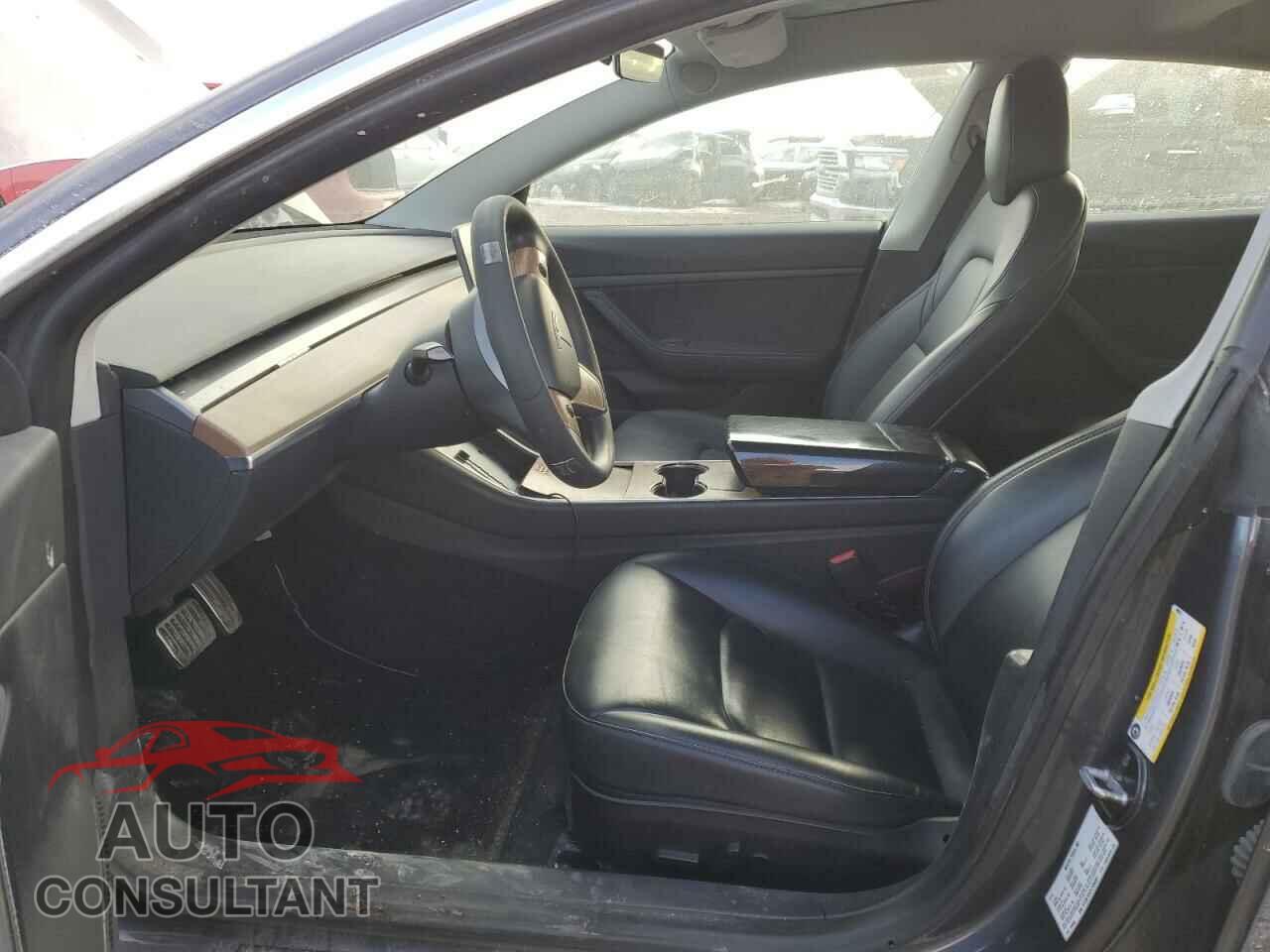 TESLA MODEL 3 2020 - 5YJ3E1EA1LF590351