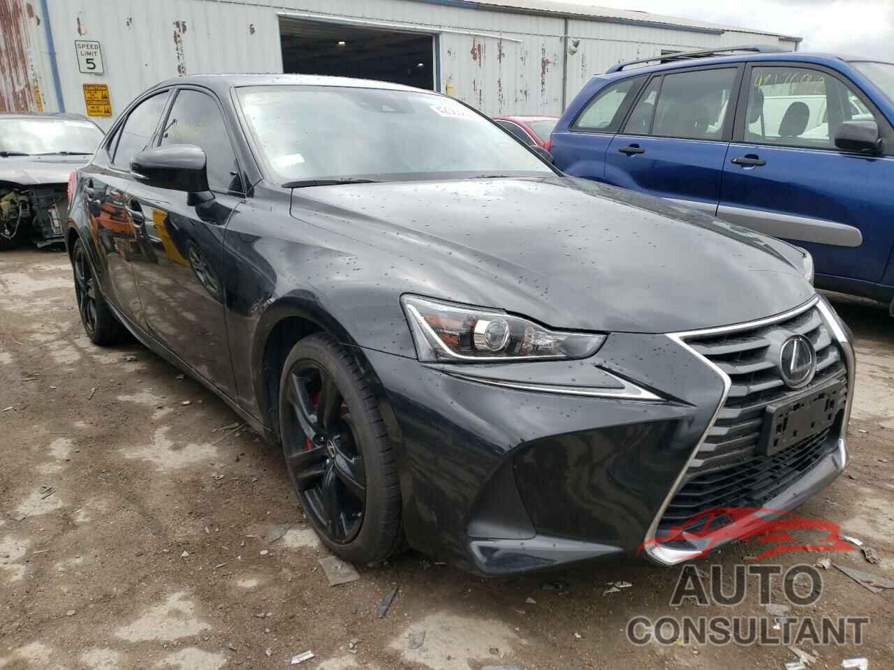 LEXUS IS 2018 - JTHC81D27J5027836