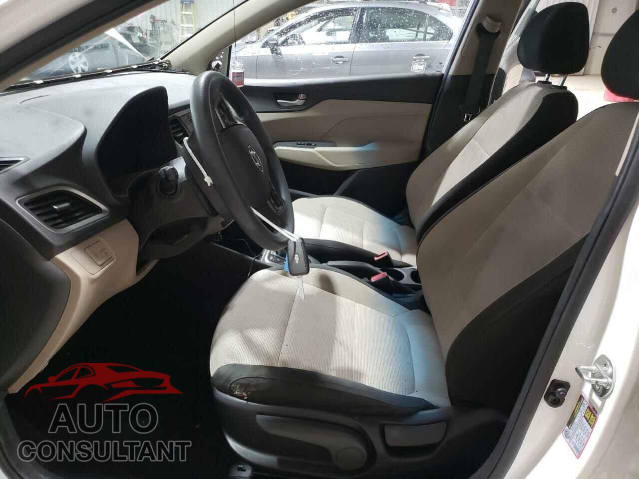 HYUNDAI ACCENT 2018 - 3KPC24A34JE028769