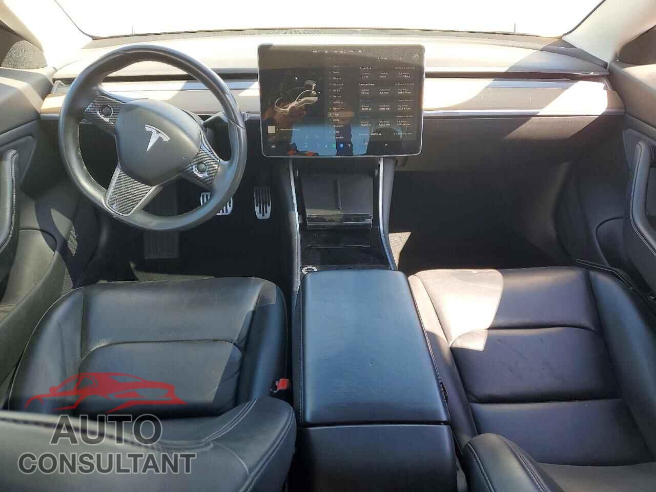 TESLA MODEL 3 2018 - 5YJ3E1EB5JF070689