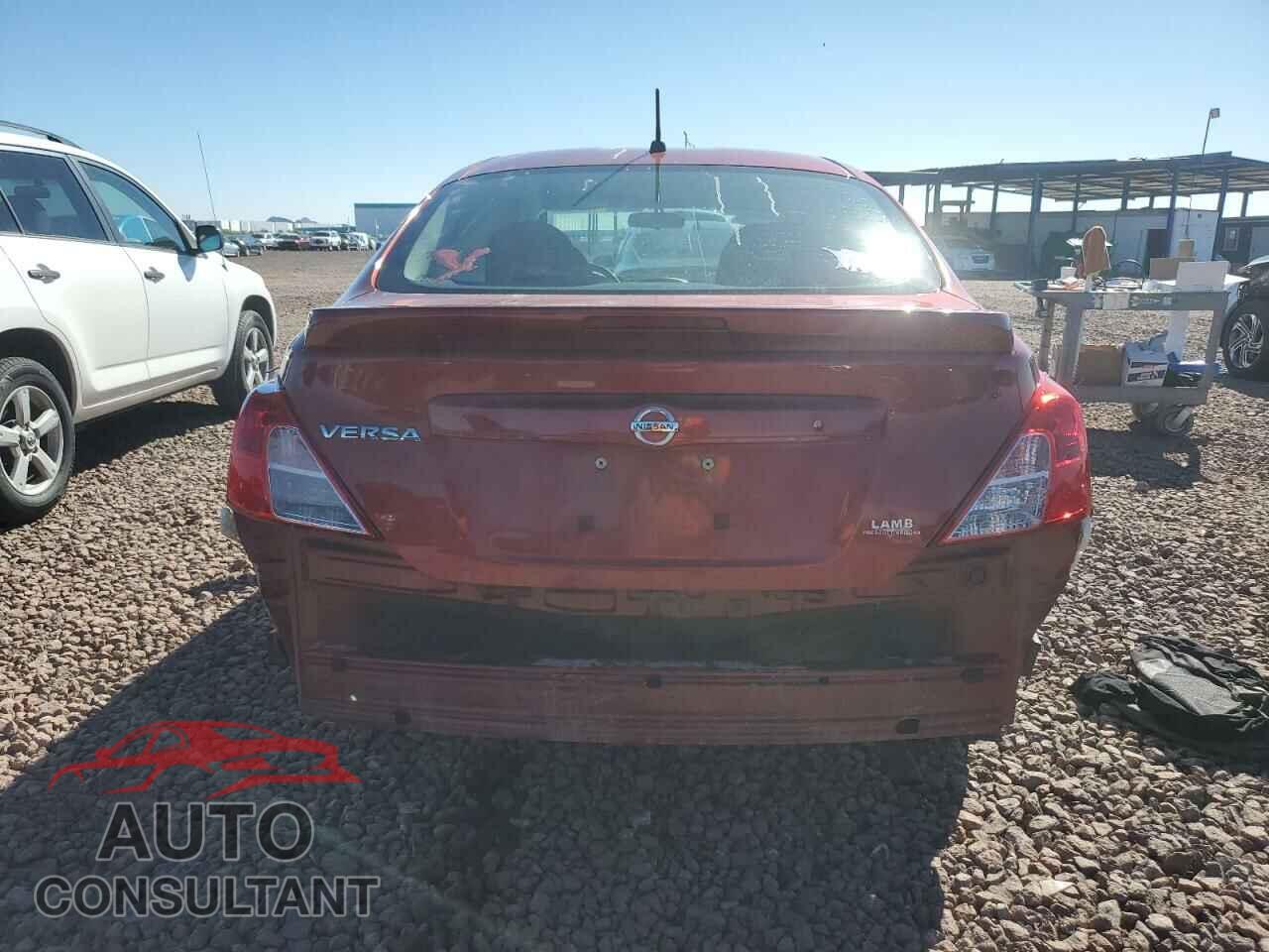 NISSAN VERSA 2017 - 3N1CN7AP3HL863136