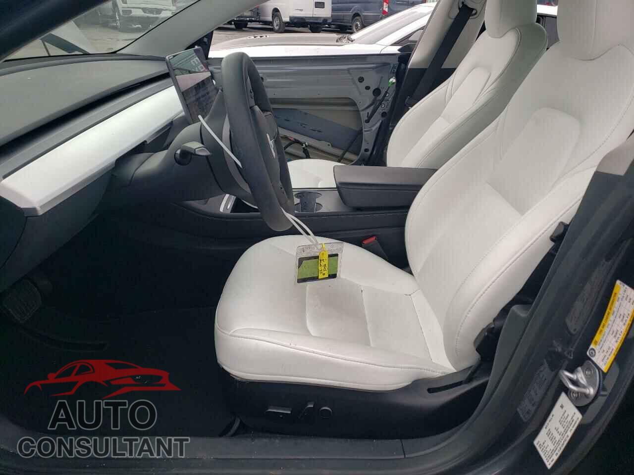 TESLA MODEL 3 2023 - 5YJ3E1EB4PF637130