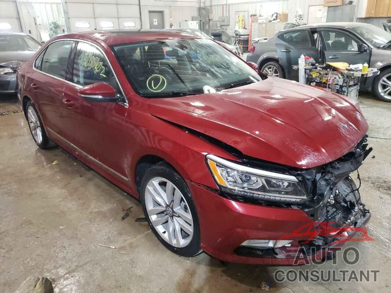 VOLKSWAGEN PASSAT 2017 - 1VWCT7A33HC064823
