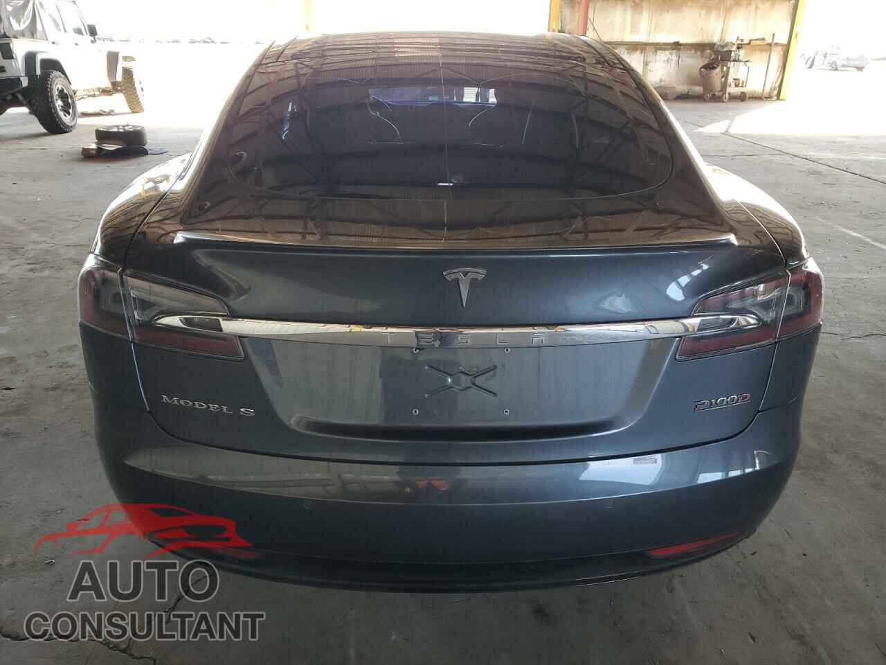 TESLA MODEL S 2018 - 5YJSA1E44JF261349