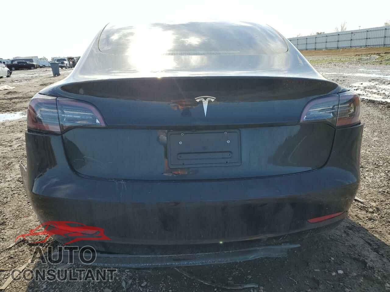 TESLA MODEL 3 2023 - 5YJ3E1EA3PF569331