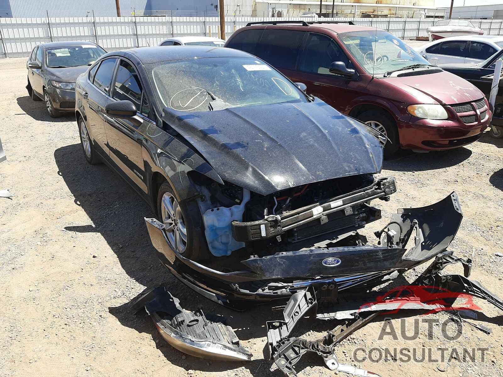 FORD FUSION 2018 - 3FA6P0LU8JR196829