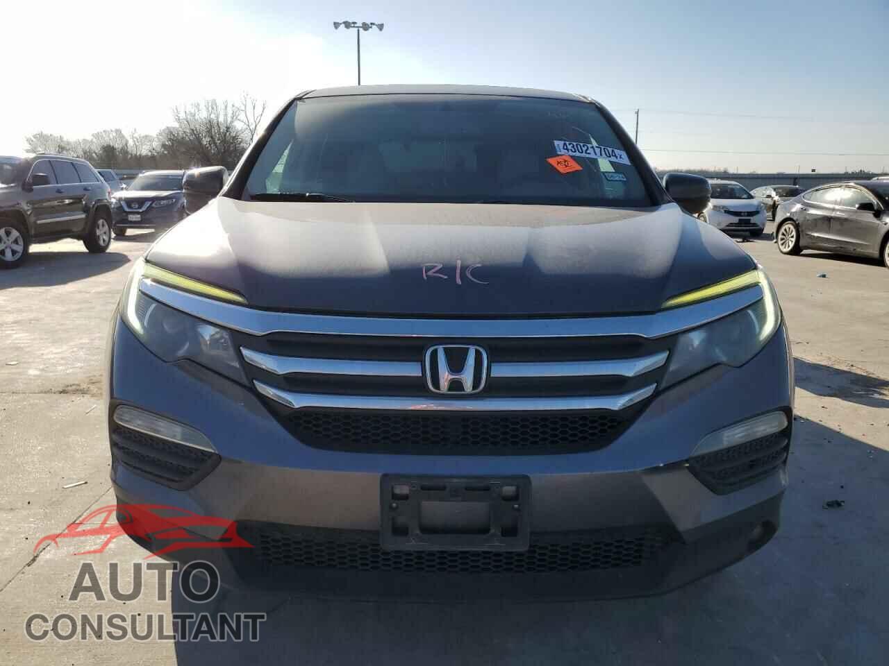 HONDA PILOT 2016 - 5FNYF6H82GB016338
