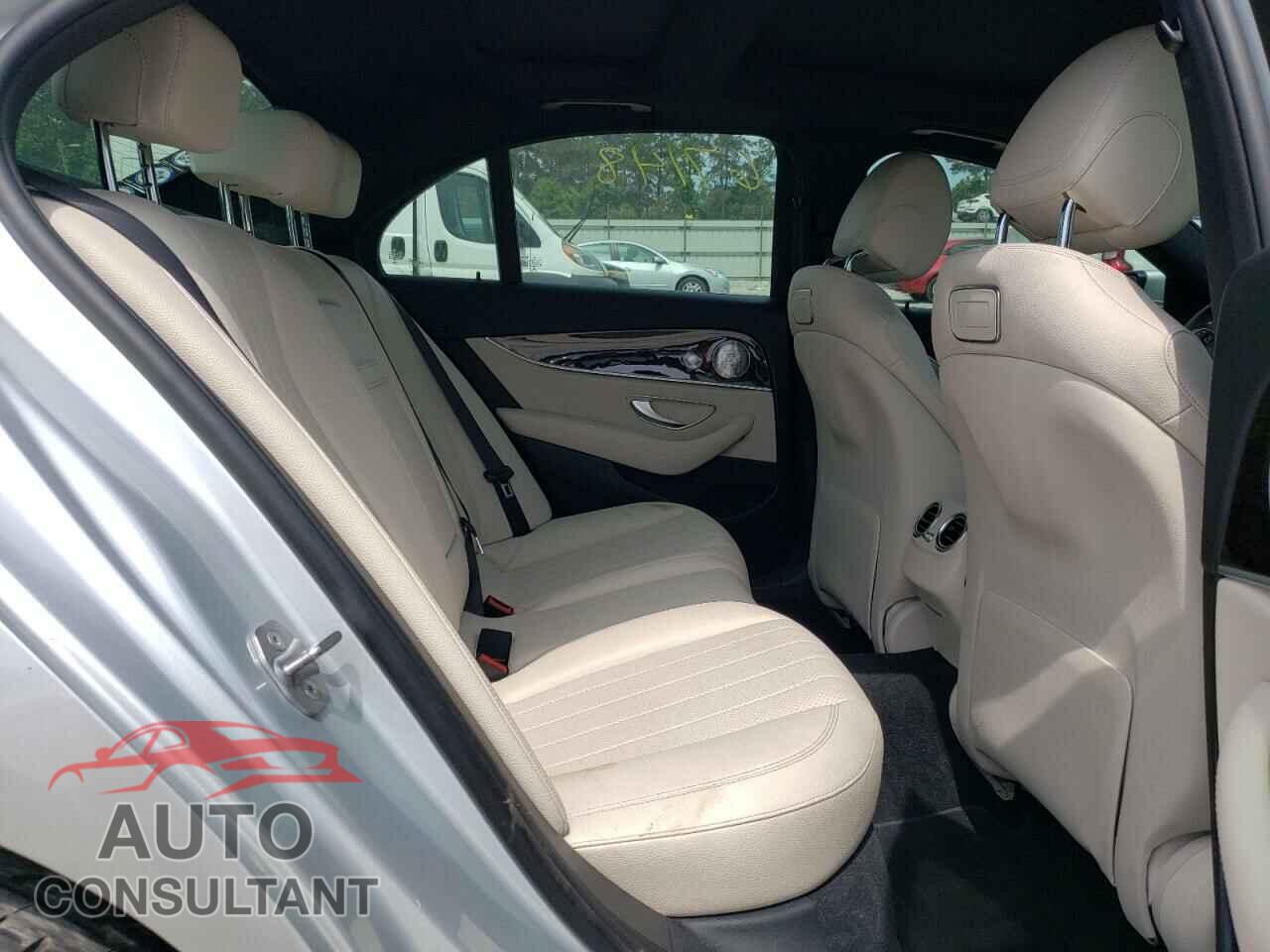 MERCEDES-BENZ E CLASS 2018 - WDDZF4JB0JA308574