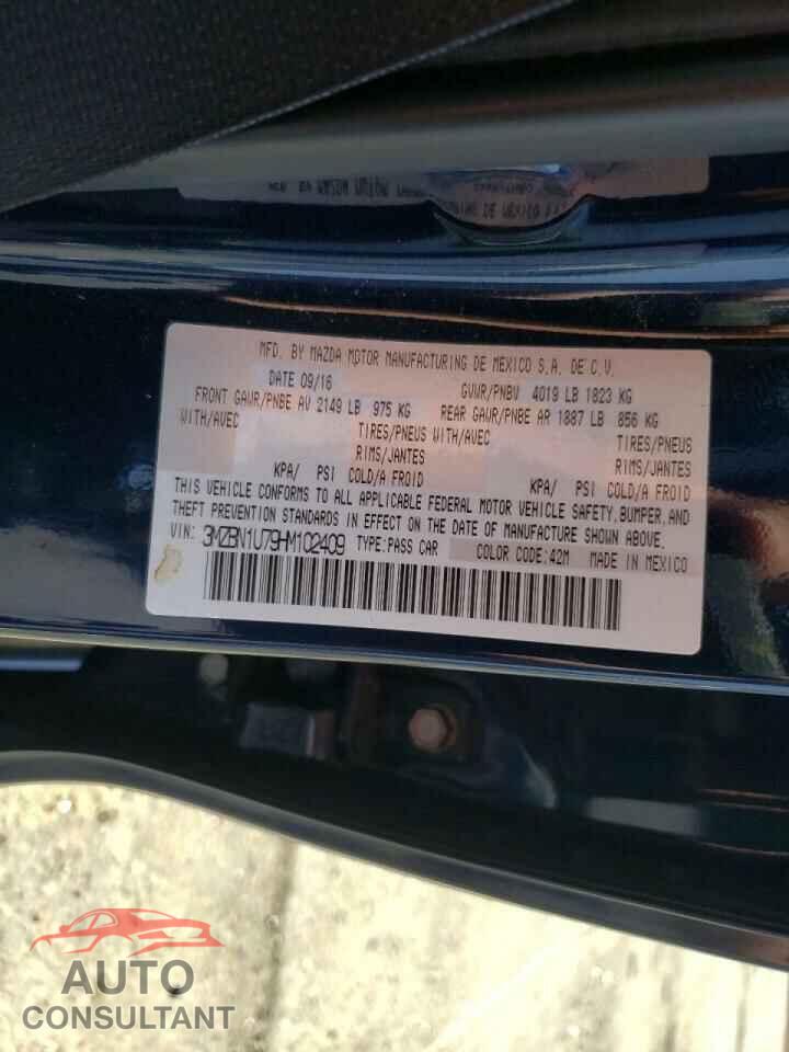 MAZDA 3 2017 - 3MZBN1U79HM102409