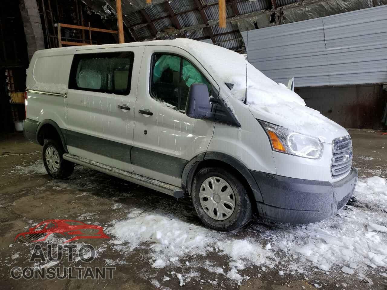 FORD TRANSIT 2019 - 1FTYR1YM2KKA42022