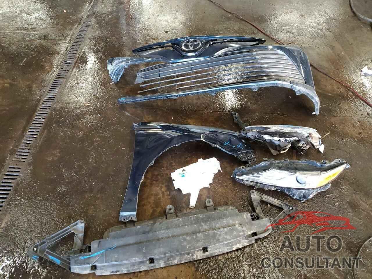 TOYOTA CAMRY 2019 - 4T1B11HKXKU751258