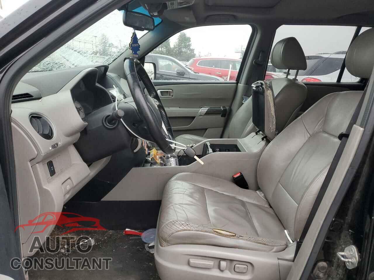 HONDA PILOT 2011 - 5FNYF4H72BB006090