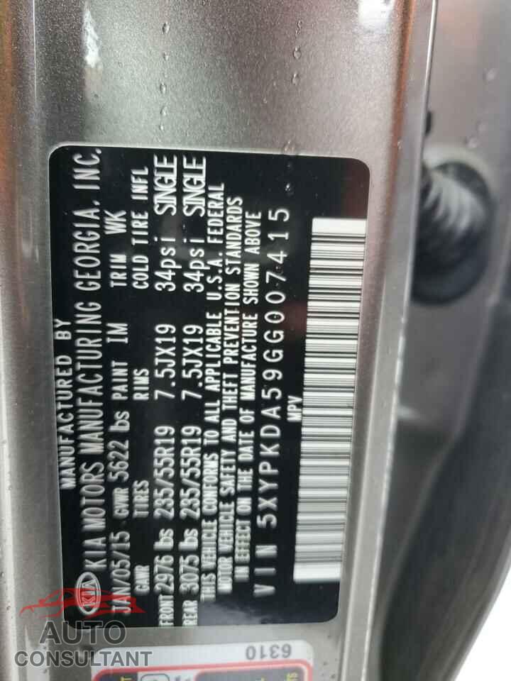 KIA SORENTO 2016 - 5XYPKDA59GG007415