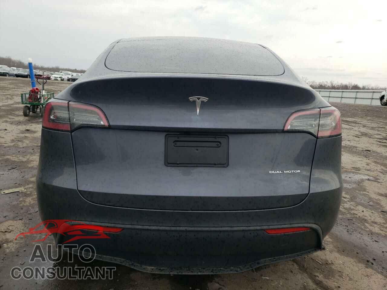 TESLA MODEL Y 2023 - 7SAYGDEE3PF938325
