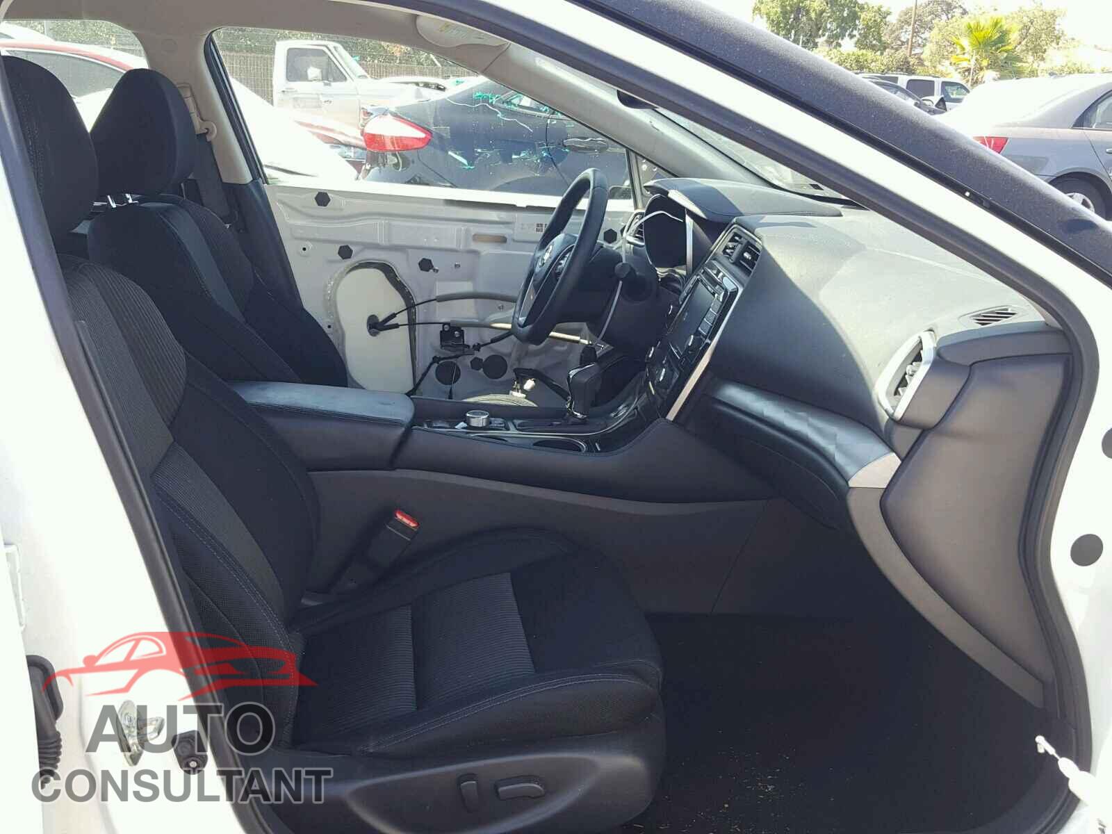 NISSAN MAXIMA 2017 - 1N4AA6AP1HC370261