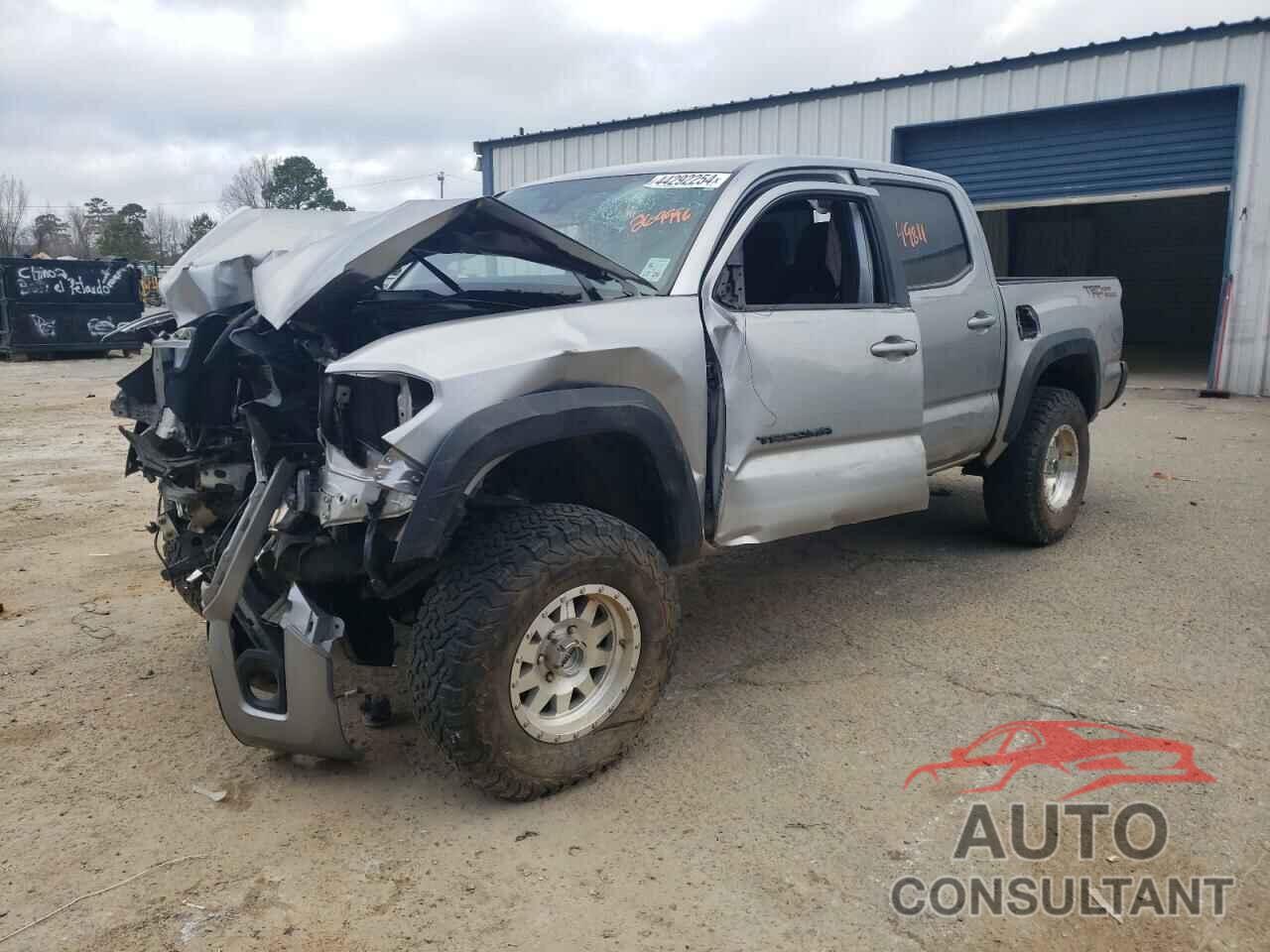 TOYOTA TACOMA 2021 - 5TFCZ5AN4MX269996