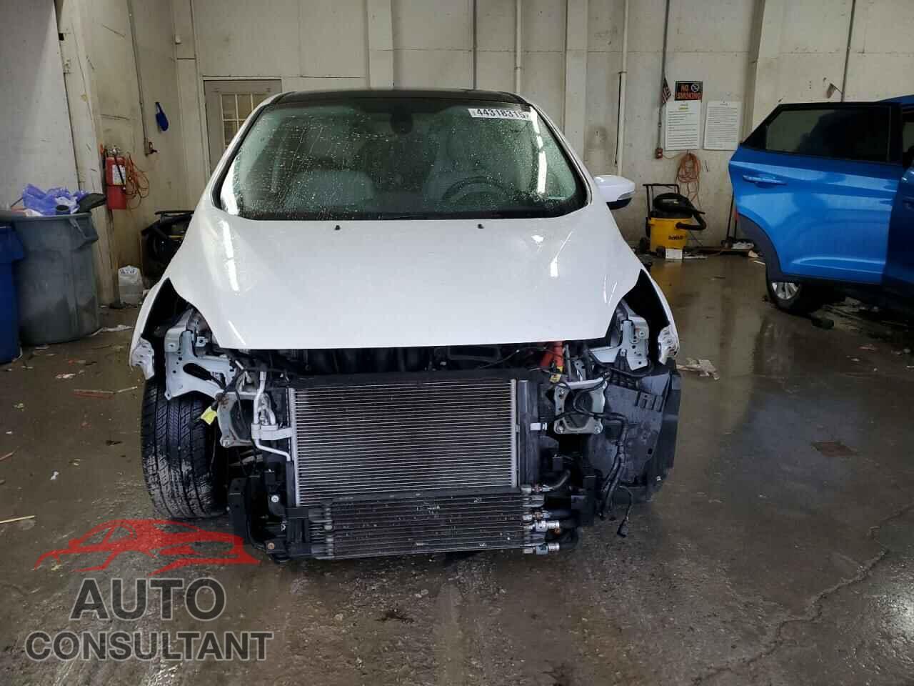 FORD CMAX 2013 - 1FADP5BU9DL537972