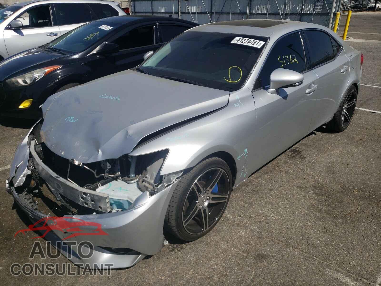 LEXUS IS 2016 - JTHBA1D20G5014001