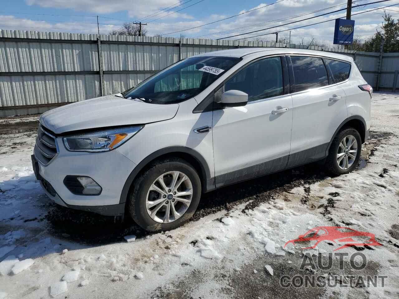 FORD ESCAPE 2017 - 1FMCU9GD7HUD14744