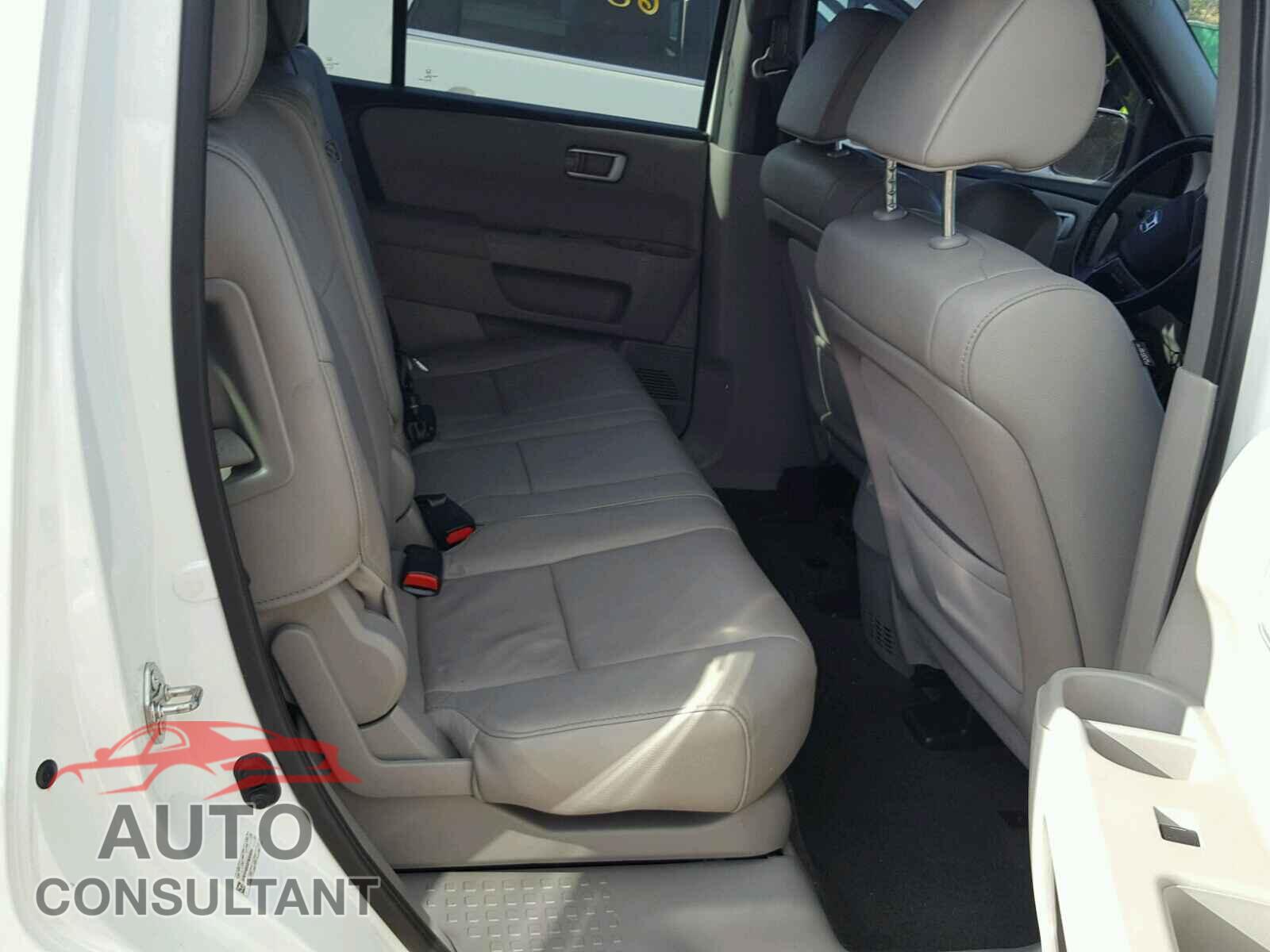 HONDA PILOT EXL 2015 - 5FNYF4H58FB003084