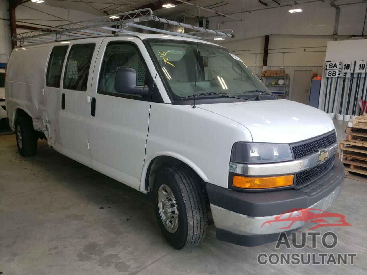 CHEVROLET EXPRESS 2017 - 1GCZGHFG8H1115800