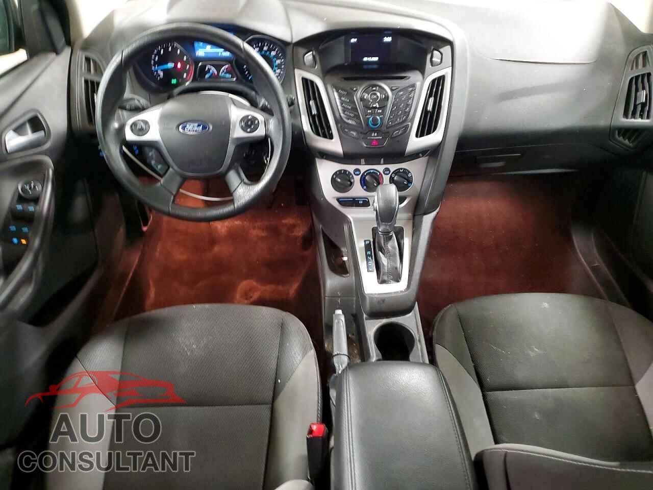 FORD FOCUS 2014 - 1FADP3K2XEL407266