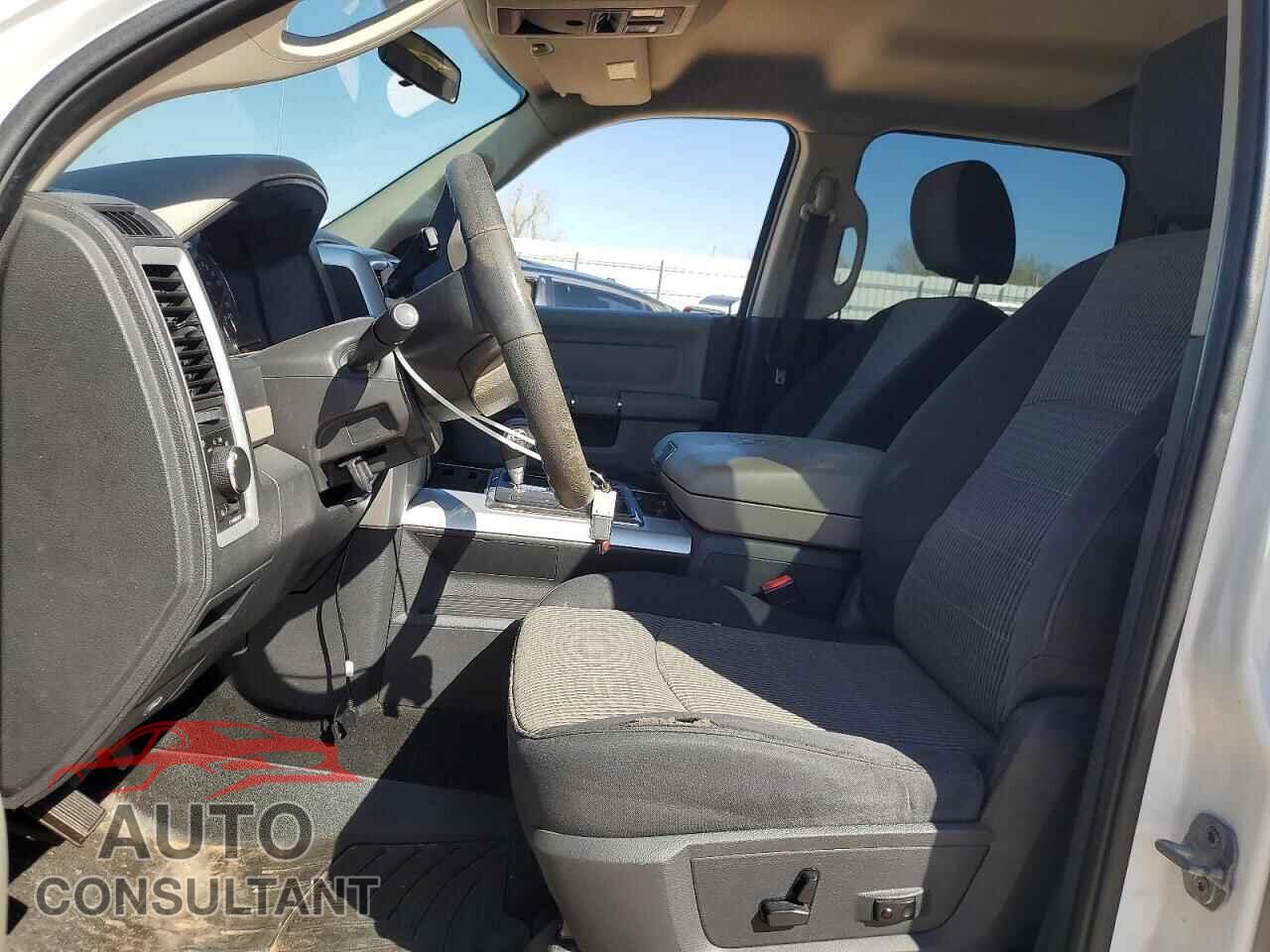 DODGE RAM 1500 2011 - 1D7RB1CP9BS587229