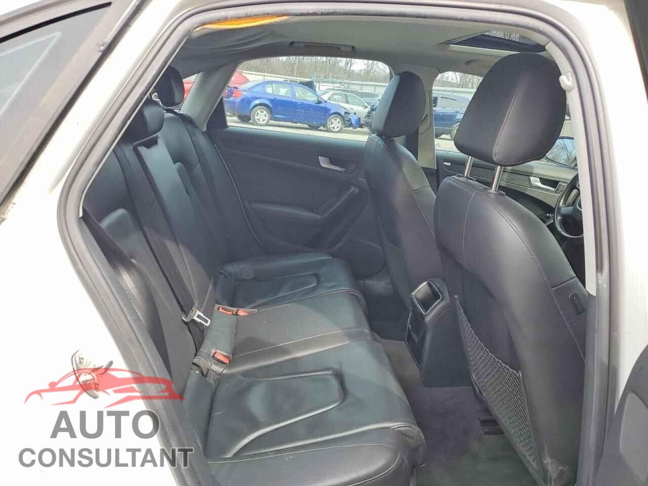 AUDI A4 2010 - WAUDFAFL6AN005132