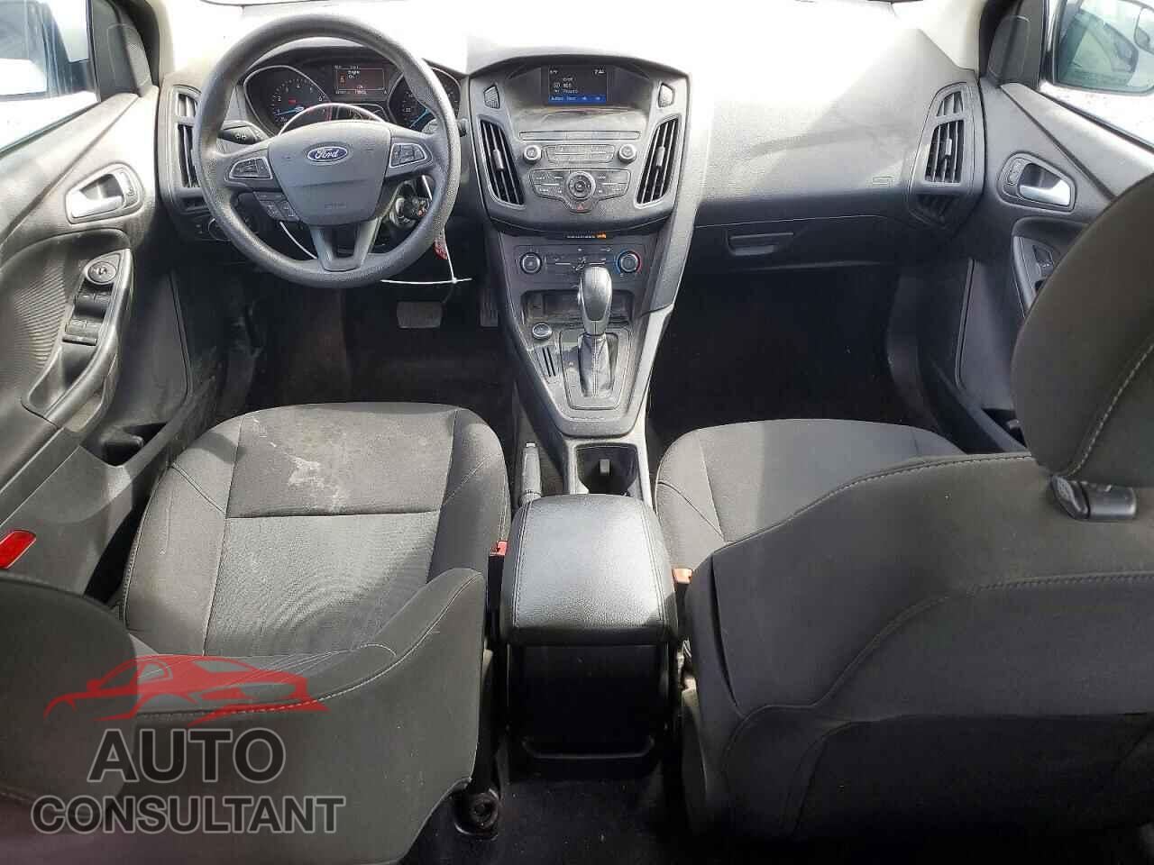 FORD FOCUS 2018 - 1FADP3F22JL215814