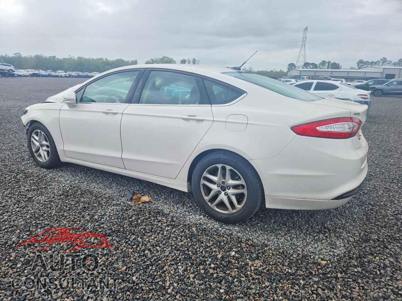 FORD FUSION 2015 - 1FA6P0H73F5128449