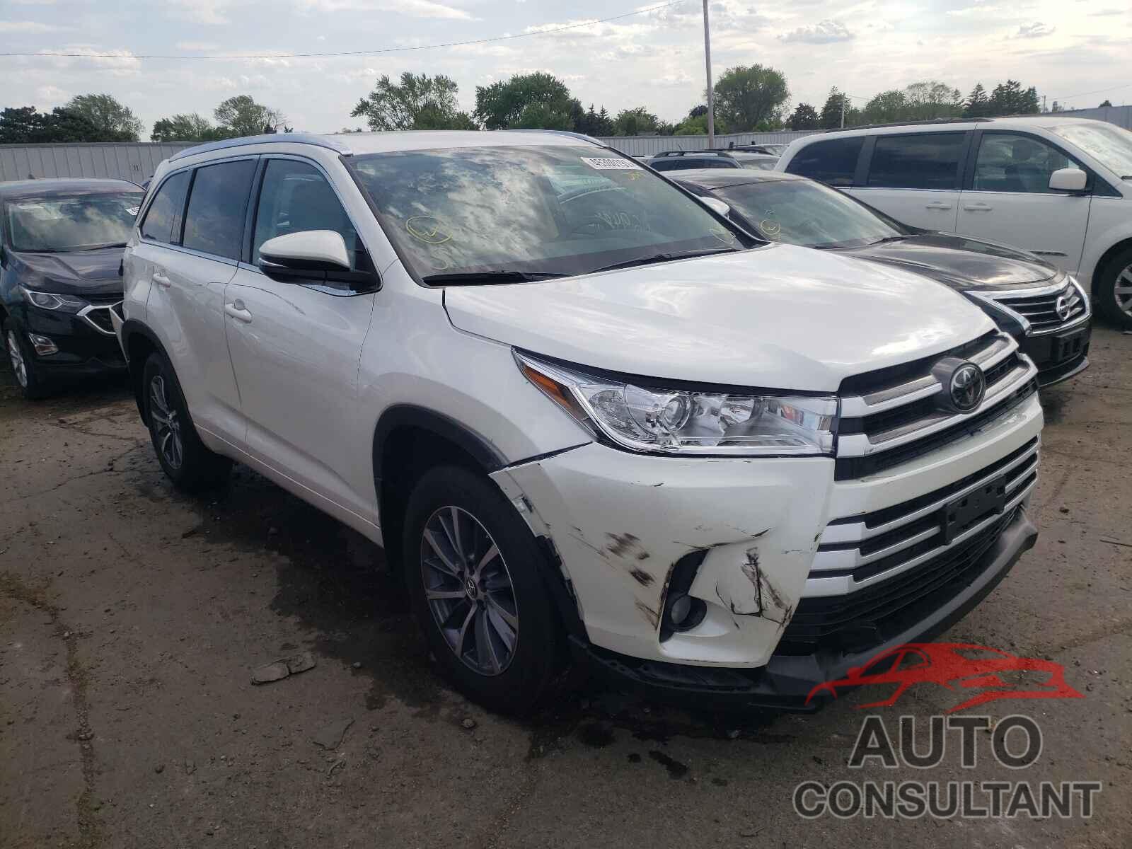TOYOTA HIGHLANDER 2018 - 5TDJZRFH3JS878323