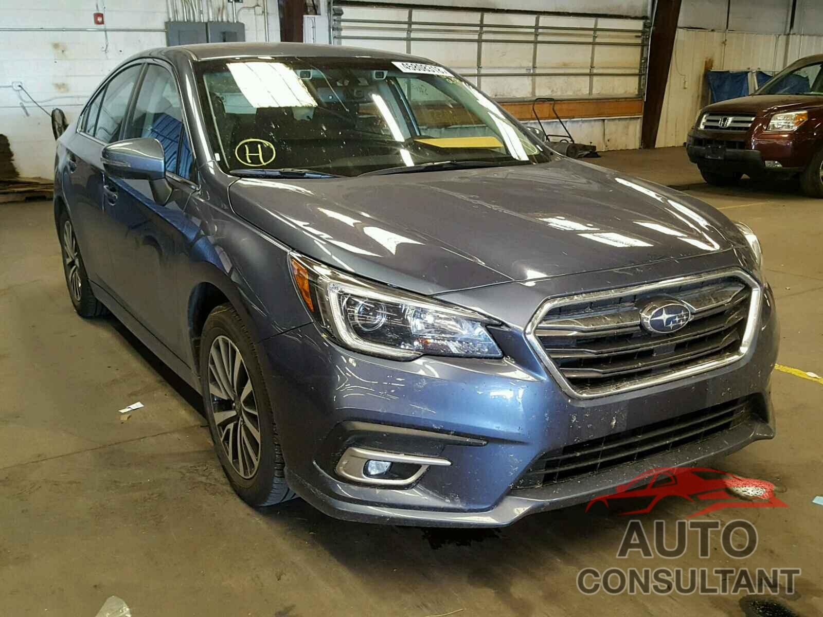 SUBARU LEGACY 2018 - 4S3BNAF64J3042117